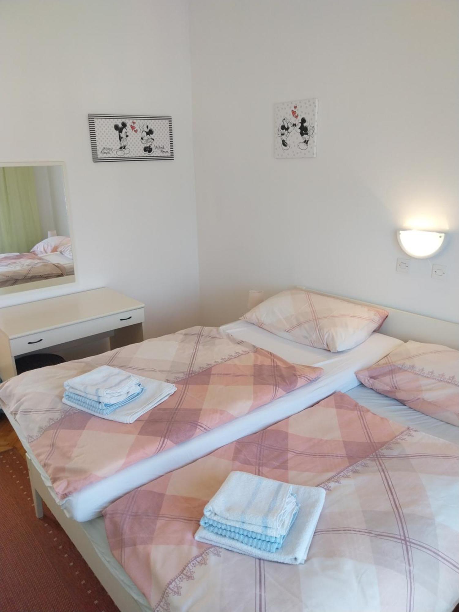 Ljubica Apartments And Rooms Supetarska Draga Exteriér fotografie